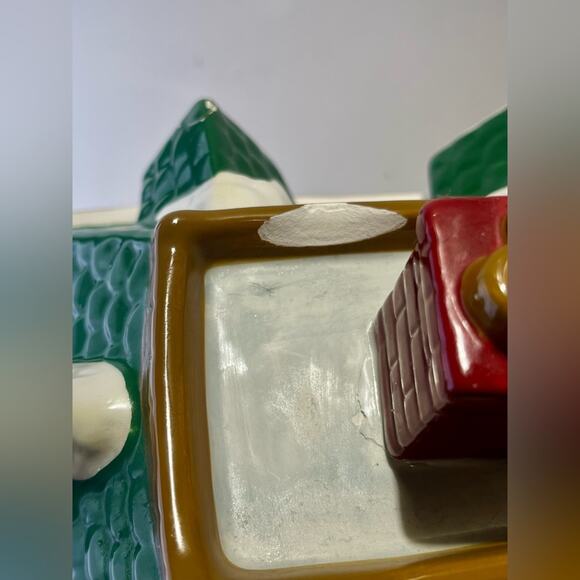 Spode Christmas Tree Village Train Station cookie jar - Picture 13 of 16